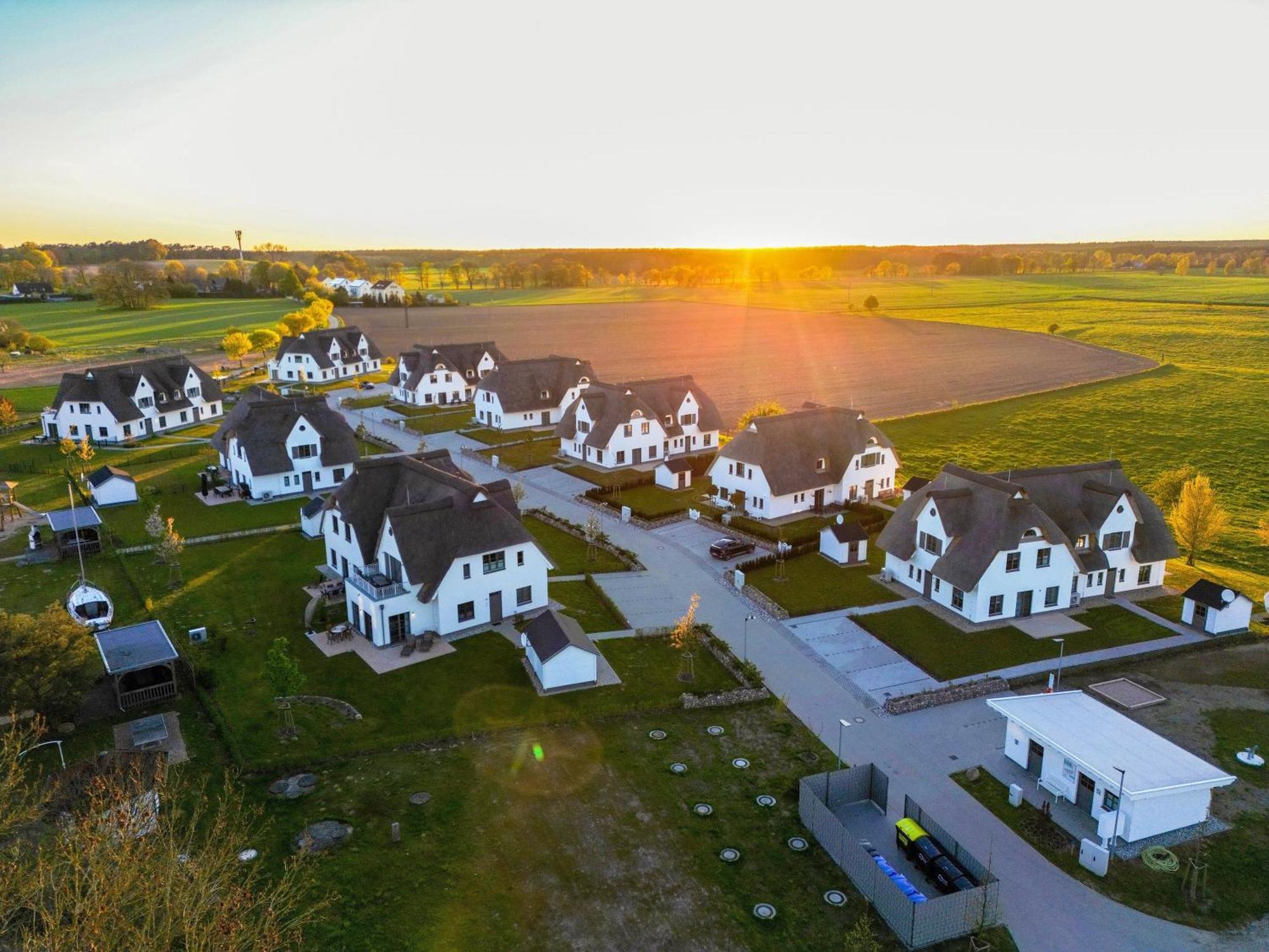 스톨페 Inseldomizil Stolpe - Urlaub Unter Reet Auf Usedom 빌라 외부 사진